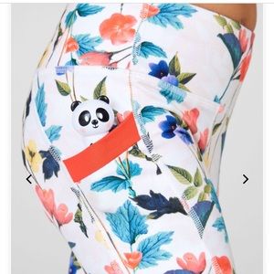 Fabletics mila high waisted shorts size:small BNWT